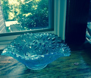 Glass bowl, manufactured by Westmoreland Glass Company, Pennsylvania, 1940s.